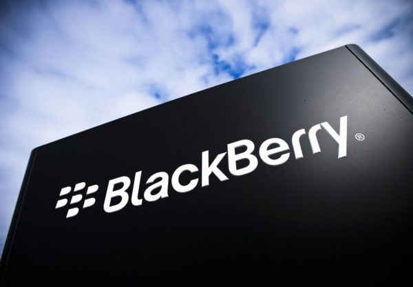 BlackBerry kommer släppa två Androidmobiler i mellansegmentet