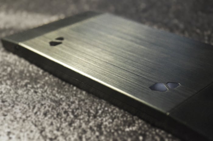 QSAlpha Quasar IV – en ovanligt säker Androidmobil
