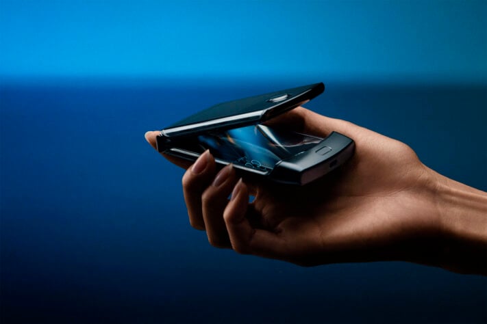 Tele2 kommer sälja vikbara Motorola Razr, släpps 24 januari