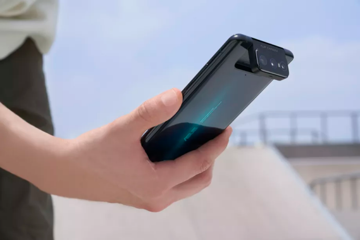 Asus Zenfone 7 Pro utses till bästa kamera i informellt blindtest