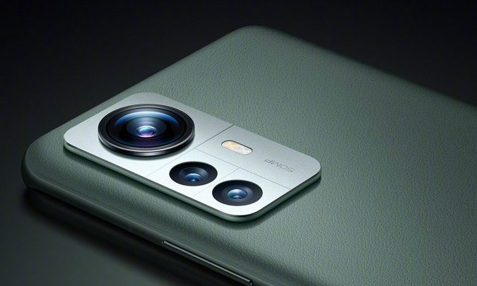 Xiaomi 12 Pro har högupplöst LTPO-panel från Samsung